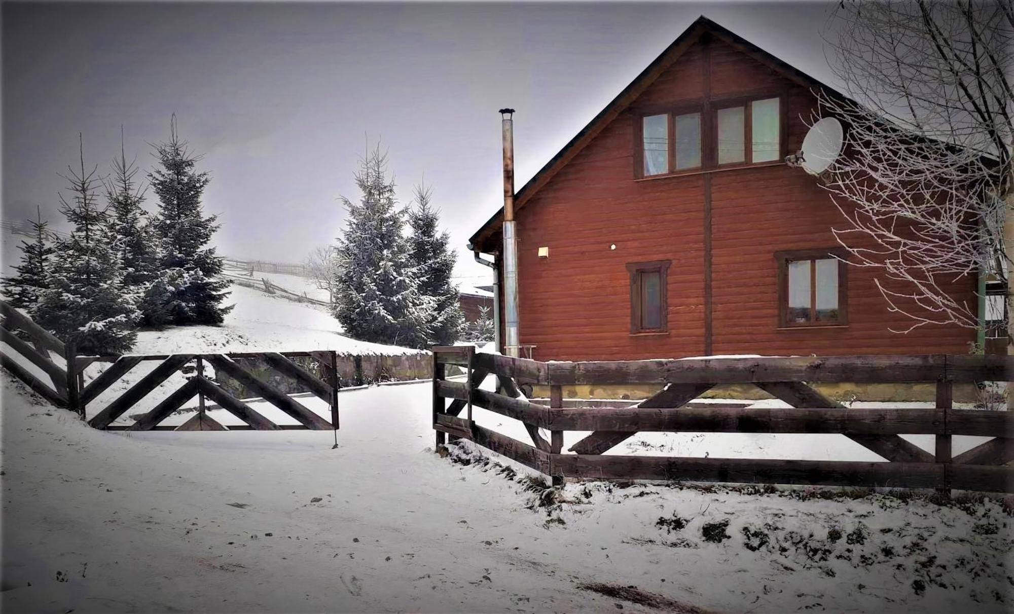 Cottage Ozerniy Lazeshchyna Exterior foto